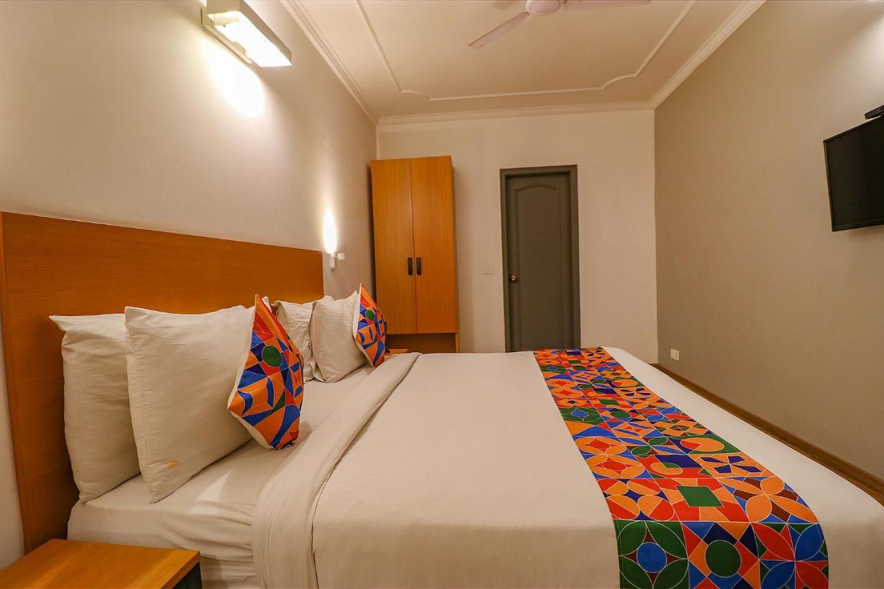 Fabhotel Lord Inn ニューデリー エクステリア 写真