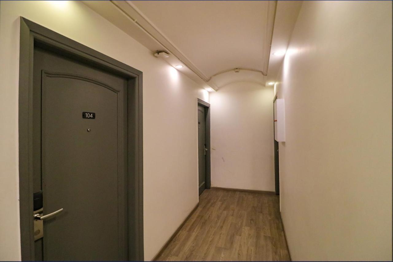 Fabhotel Lord Inn ニューデリー エクステリア 写真