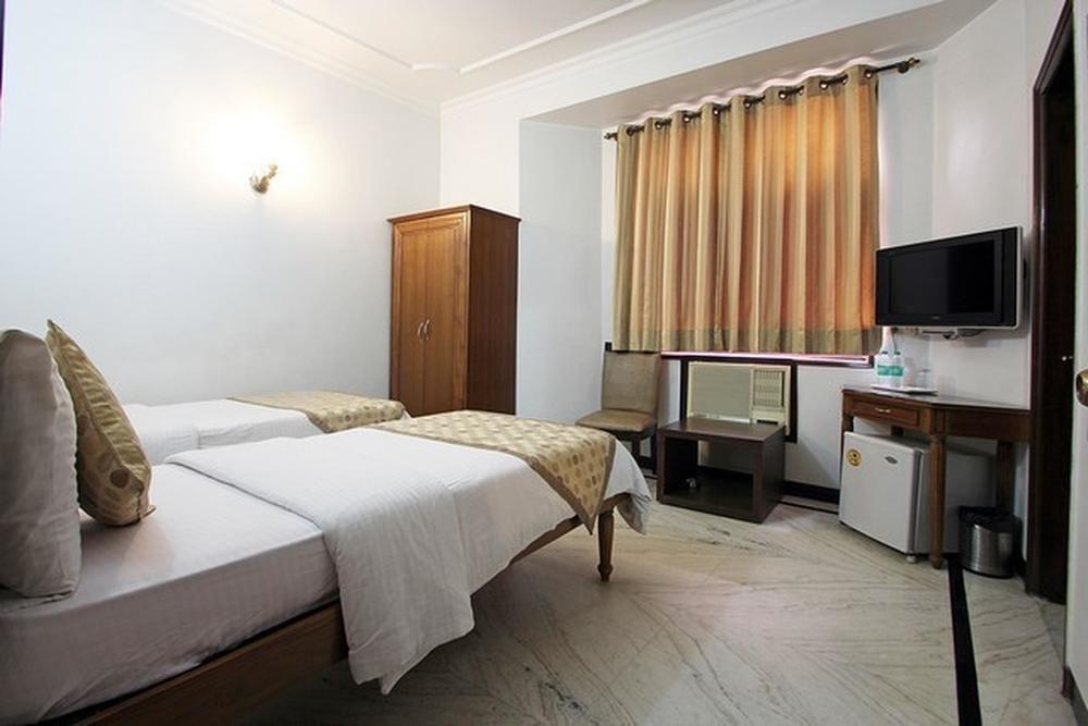 Fabhotel Lord Inn ニューデリー エクステリア 写真