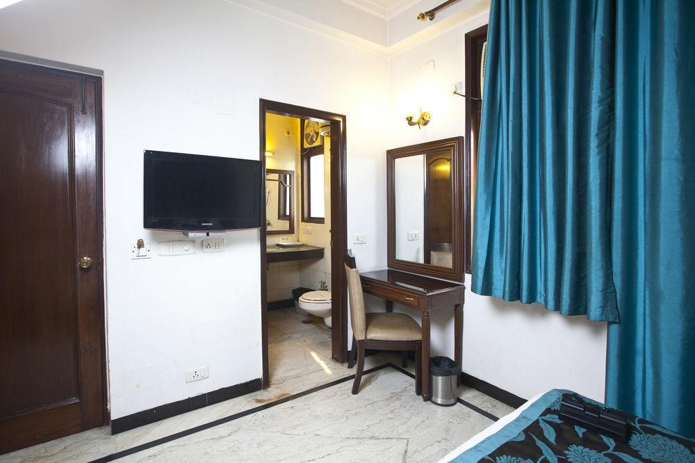 Fabhotel Lord Inn ニューデリー エクステリア 写真